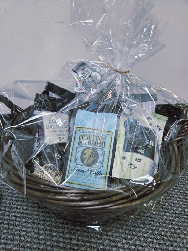 Tremont Coffee and Tea Basket!!